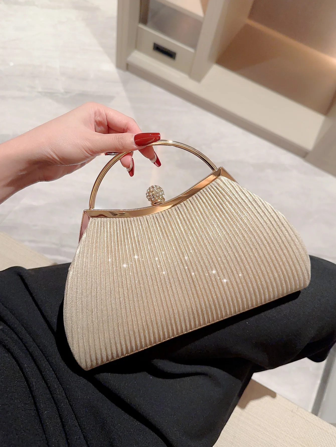 2023 Evening Bag For Women Elegant Glitter Pleated Ladies Clutch Luxury Party Wedding Shoulder Crossbody Bags Banquet Handbag