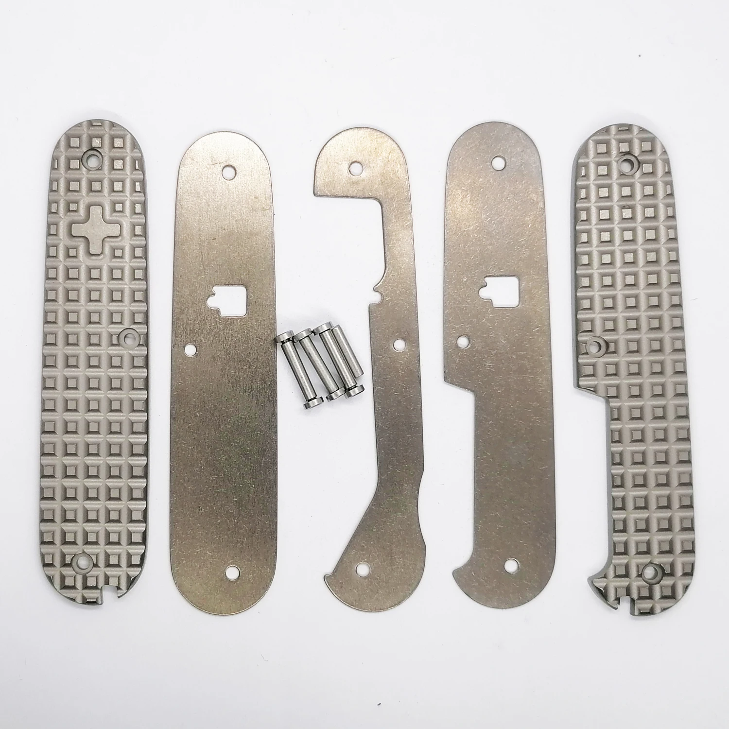 1 par feito-à-medida escalas de liga de titânio com corte de saca-rolhas para 91mm victorinox escalas de faca do exército suíço para sak 91mm