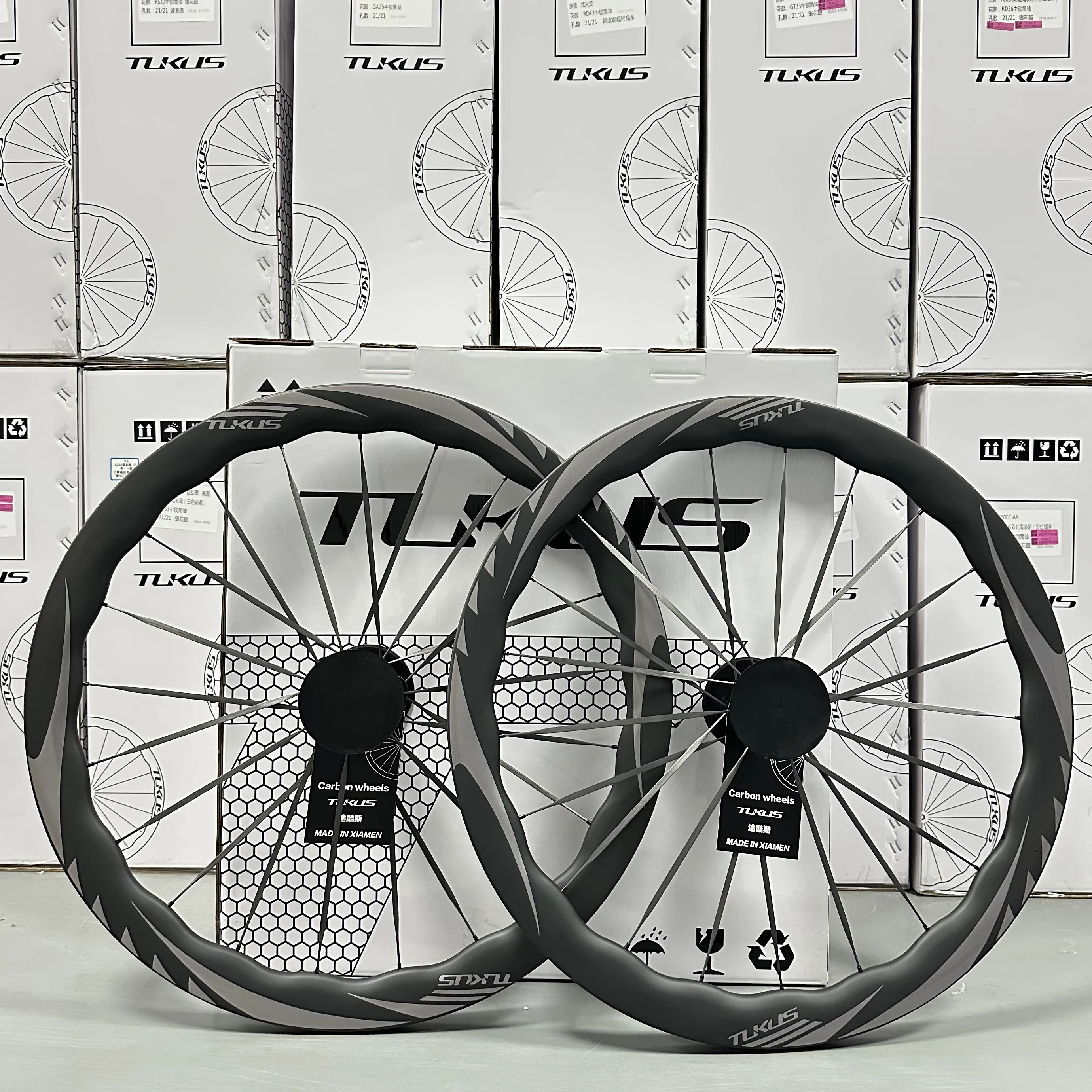 

TUKUS Carbon Wheelset Wave Carbon Spokes Rim RATCHET 36T Road Bike Wheelset Disc Brake Road Racing Wheelset Bicycle Wheelsets
