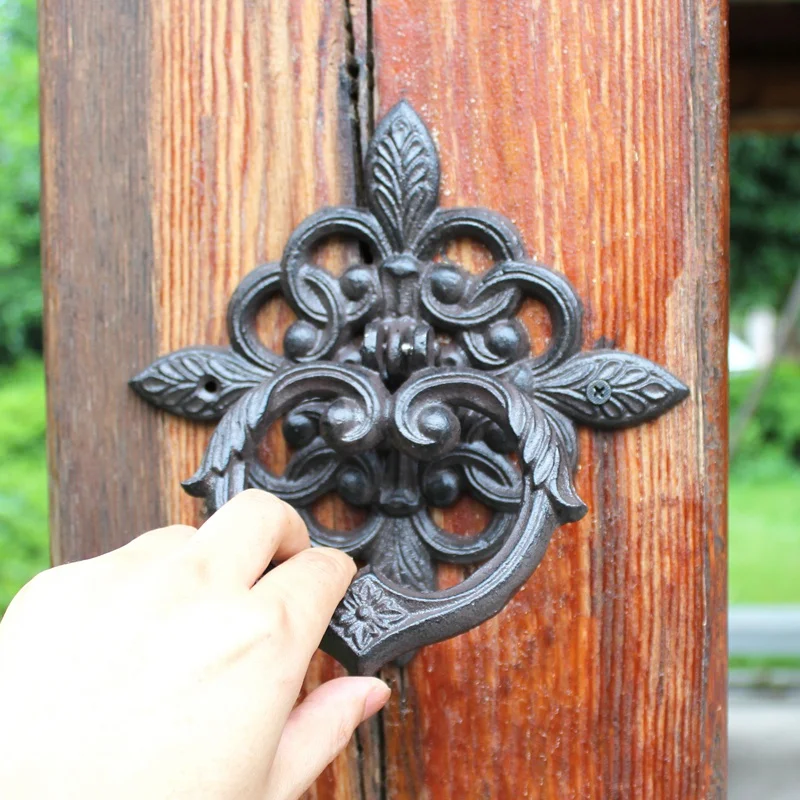 

European style retro nostalgic door knocker stainless cast iron door villa courtyard handicraft door handle