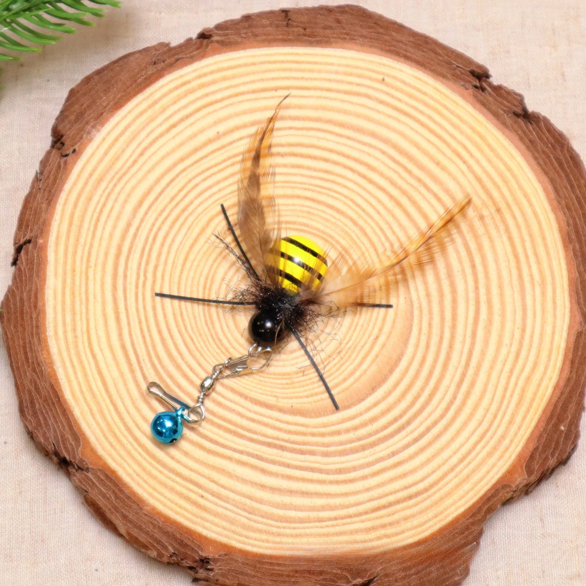 2 قطع محاكاة السرعوف النحل ريشة استبدال الملحقات مضحك القط عصا قضيب دعابة الحيوانات الأليفة لعبة البلاستيك الخشب