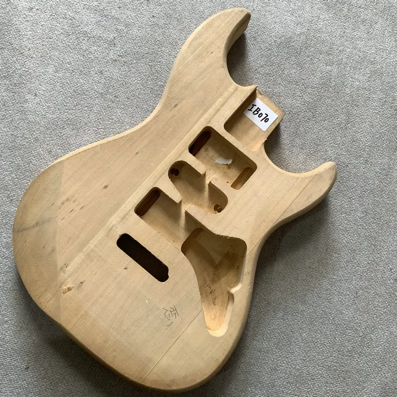 Inacabado ST corpo de guitarra elétrica, Bassswood sólido, inacabado, captadores HSH, sem superfície de pintura, substituir sujo, peças DIY, IB070