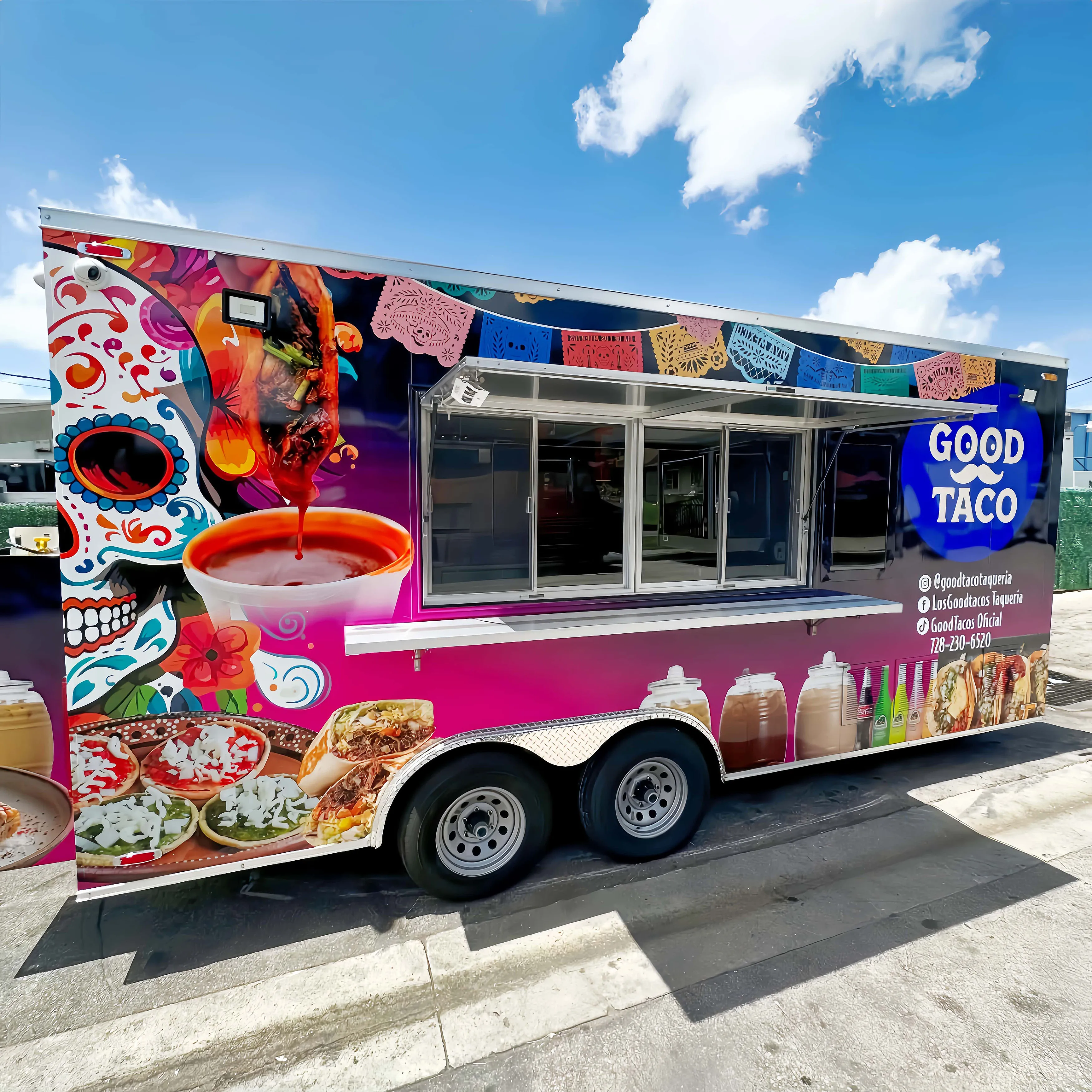 

Premium Food Truck Trailer Commercial Pizza Hot Dog Food Trailer Fully Equipped Mobile Business Caravan