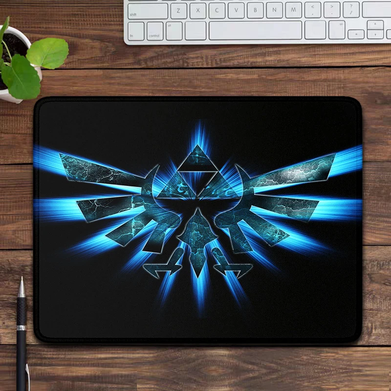 Anime Mouse Pad Zeldaes Mousepad Small Gamer Accessories Lock Edge Mouse Mat Laptop Computer Office Desk Mat Rubber Gaming Pads