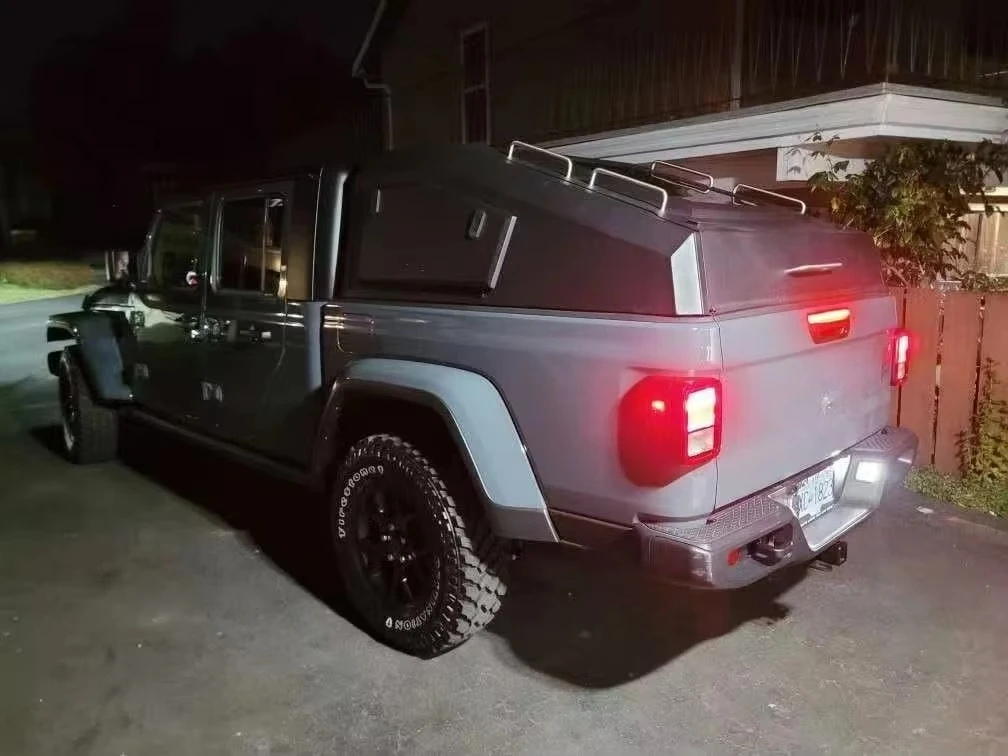 Customized Universal Manganese Steel Pickup Truck 4X4 Topper Cover Italic Cover Hardtop Canopy for jeep Gladiator Bed Cap