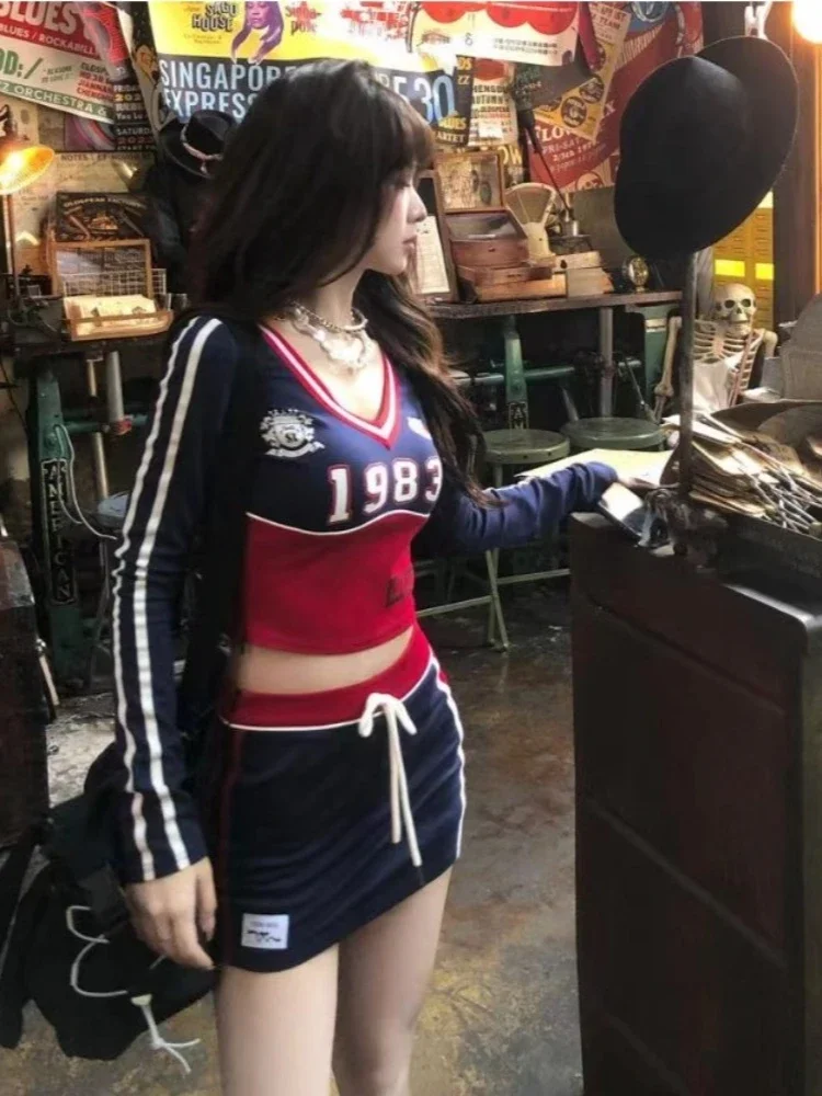 الجمالية الشارع الشهير تي شيرت المرأة الأمريكية الرجعية مثير Coquette مخطط المرقعة سليم تيز E-girl الخريف الأعلى #5