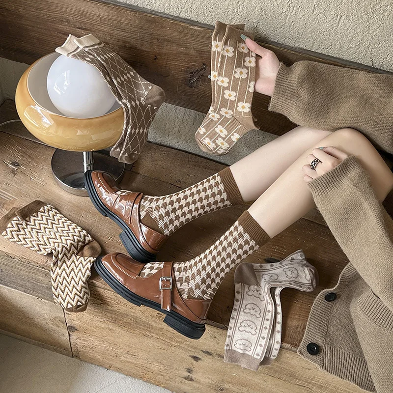 1/5 Pairs شتاء جديد ريترو المتناقضة اللون شخصية القطن الخالص طويل جوارب أنبوبية عادية ومريحة منتصف جوارب أنبوبية #5