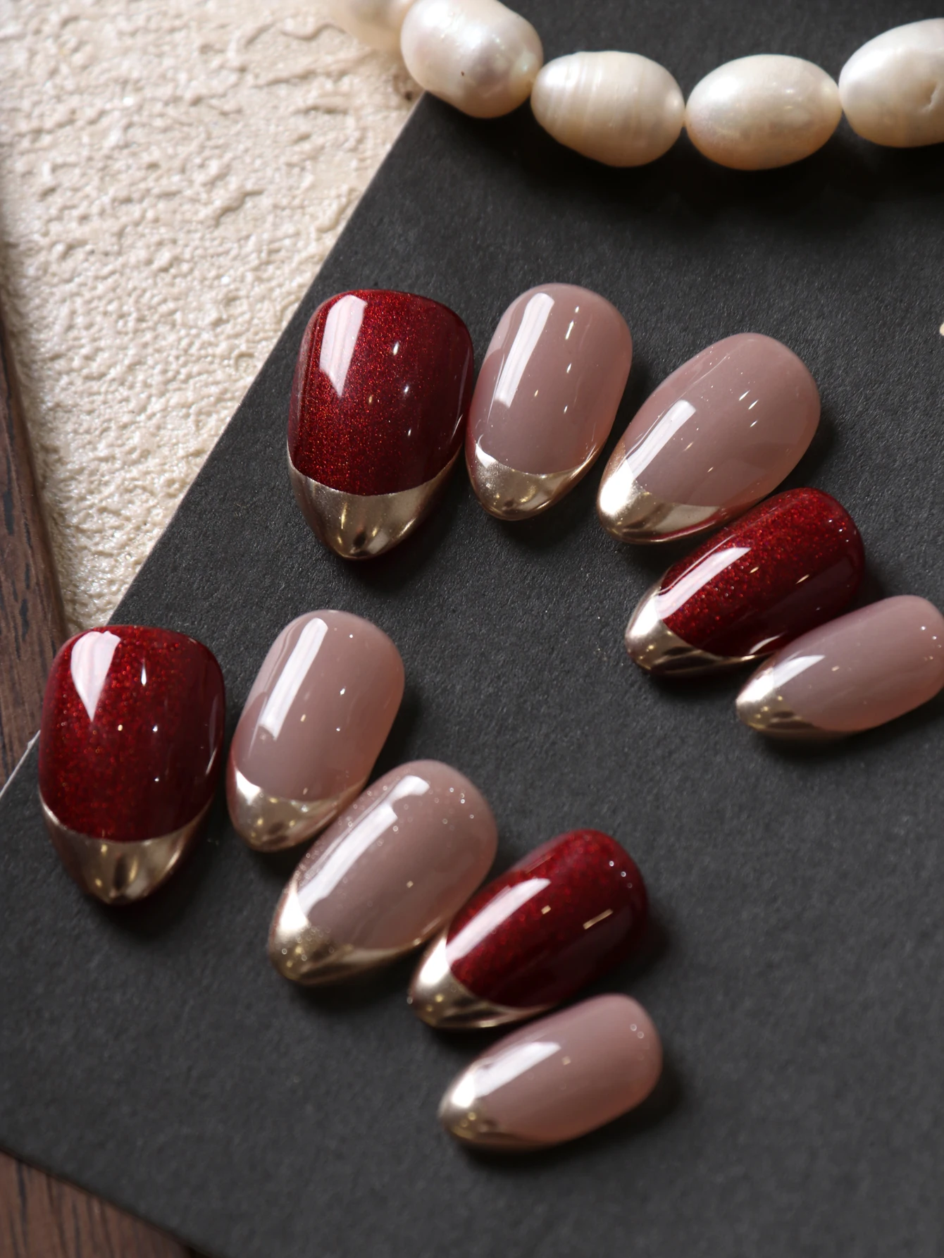 10Pcs Press on Nails Short Almond Red Cat's Eye Acrylic Pres
