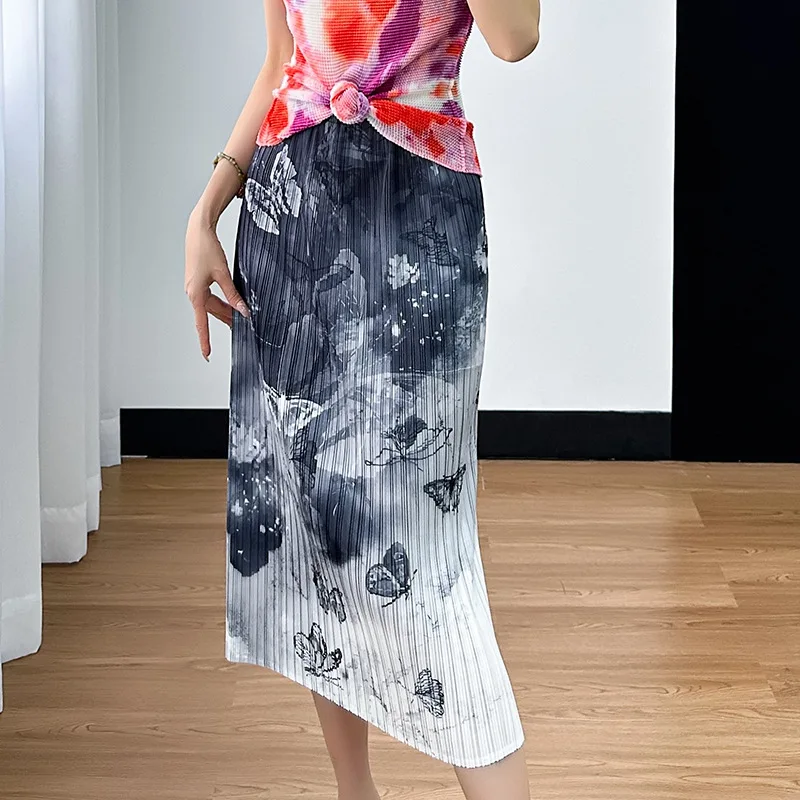 

2024 New Summer Design Fashionable Ink Print Miyake Pleated High-waisted Straight Versatile Skirt Women's Skirts for Women