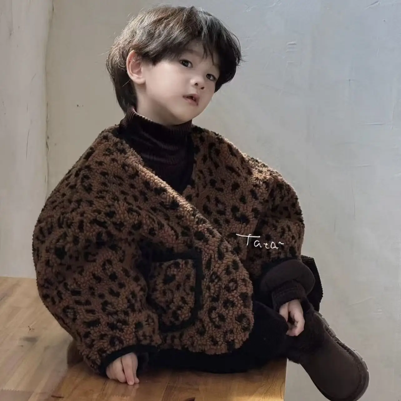 

Зимнее теплое модное плотное хлопковое зимнее пальто с леопардовым принтом для маленьких мальчиков и девочек, детская повседневная верхняя одежда, ветровка