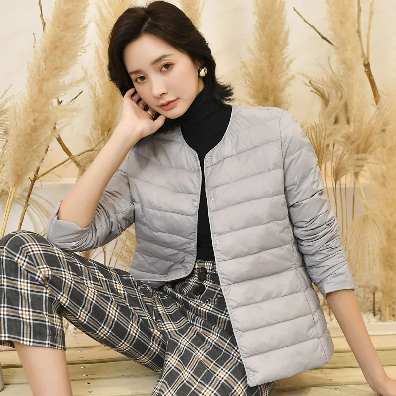 2025 Celebrity-Inspired Hot-Selling Lightweight Short Down Jacket for Women: Anti-Seasonal, Slim-Fit, Collarless Inner Liner, Wa