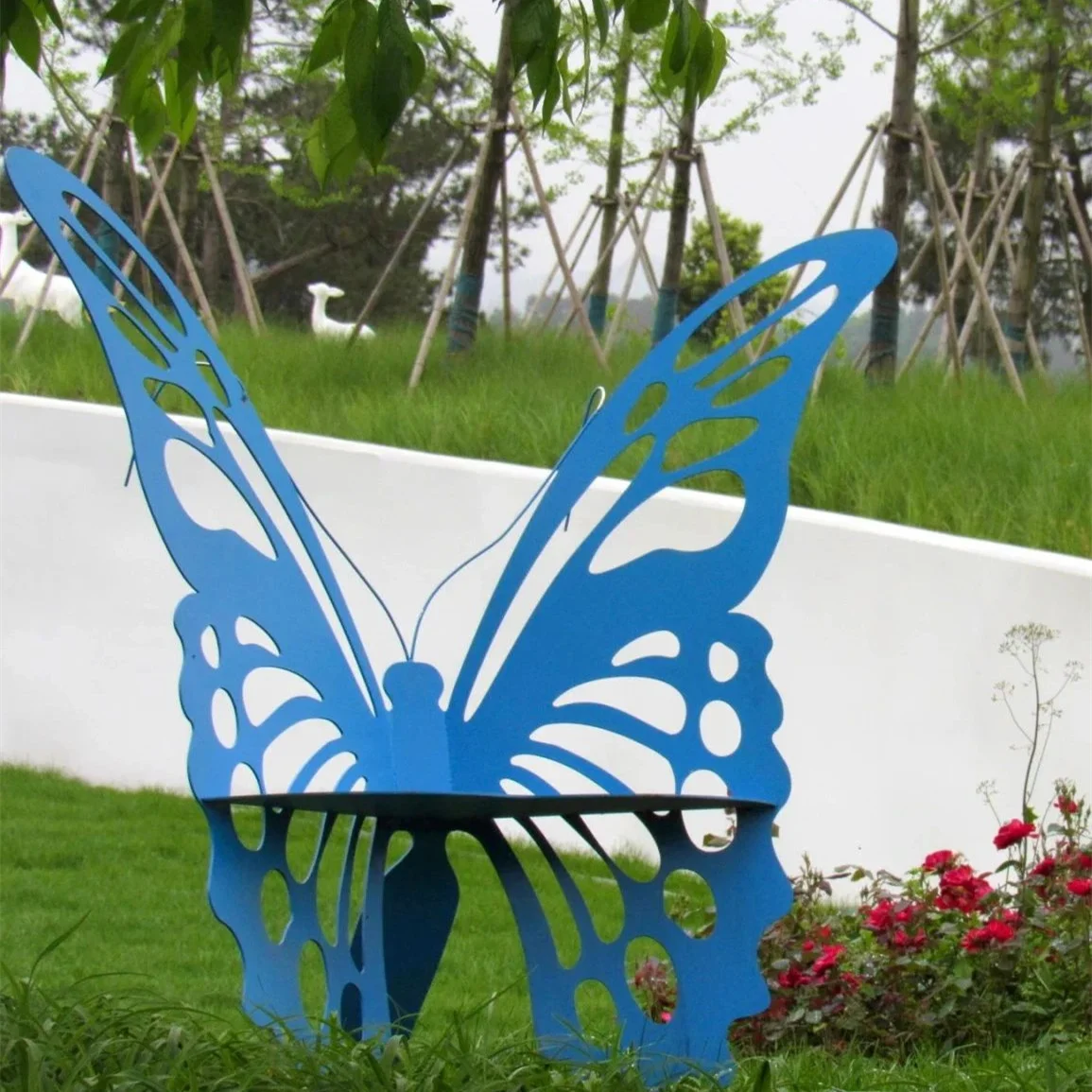 Butterfly metal seat sculpture landmark decorative space art for garden theme park photographic props