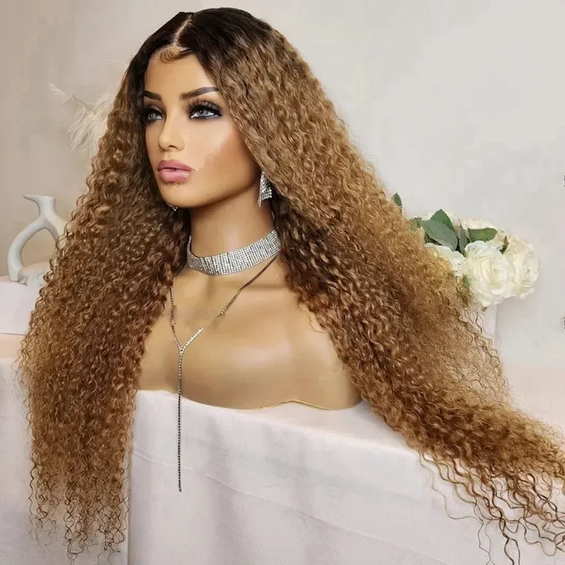 Parrucche anteriori in pizzo 26 pollici lunghi 180 densità Ombre bionde morbide per le donne ricci crespi con i capelli del bambino Glueless prepizzicate buona consistenza