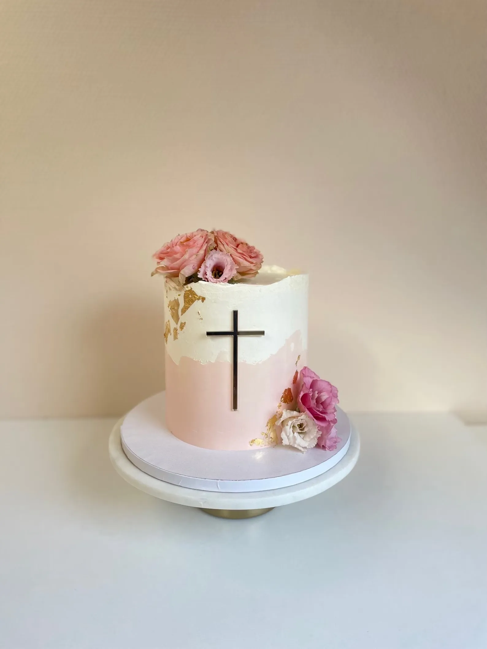 New Arrivals Christian Cross Cake Topper Acrylic Cake Decoration Baptism, Confirmation or Communion Caketopper Cross