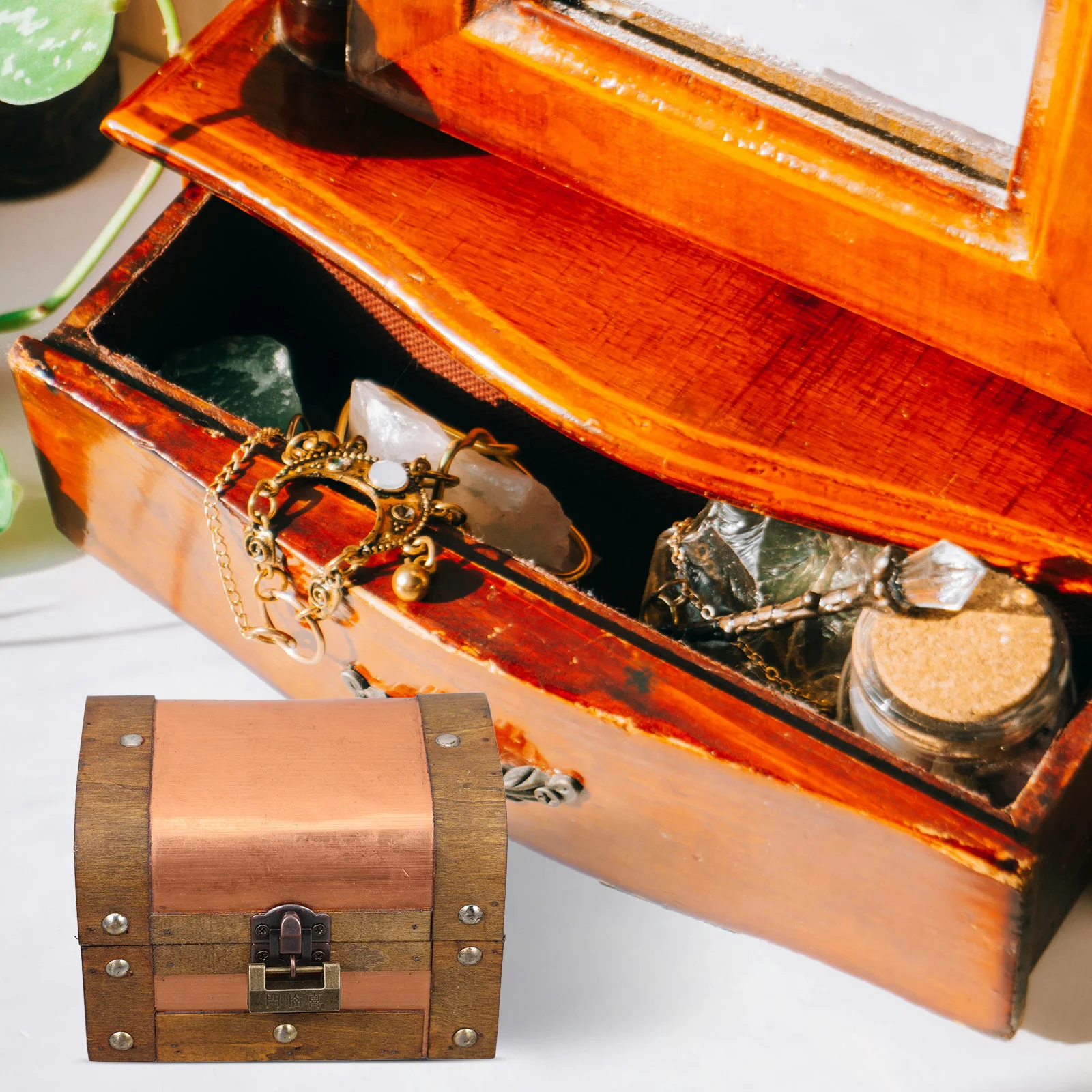 

Vintage Wooden Jewelry Box Lockable Small Treasure Chest Decorative Storage Chest for Necklaces Earrings Rings Letters