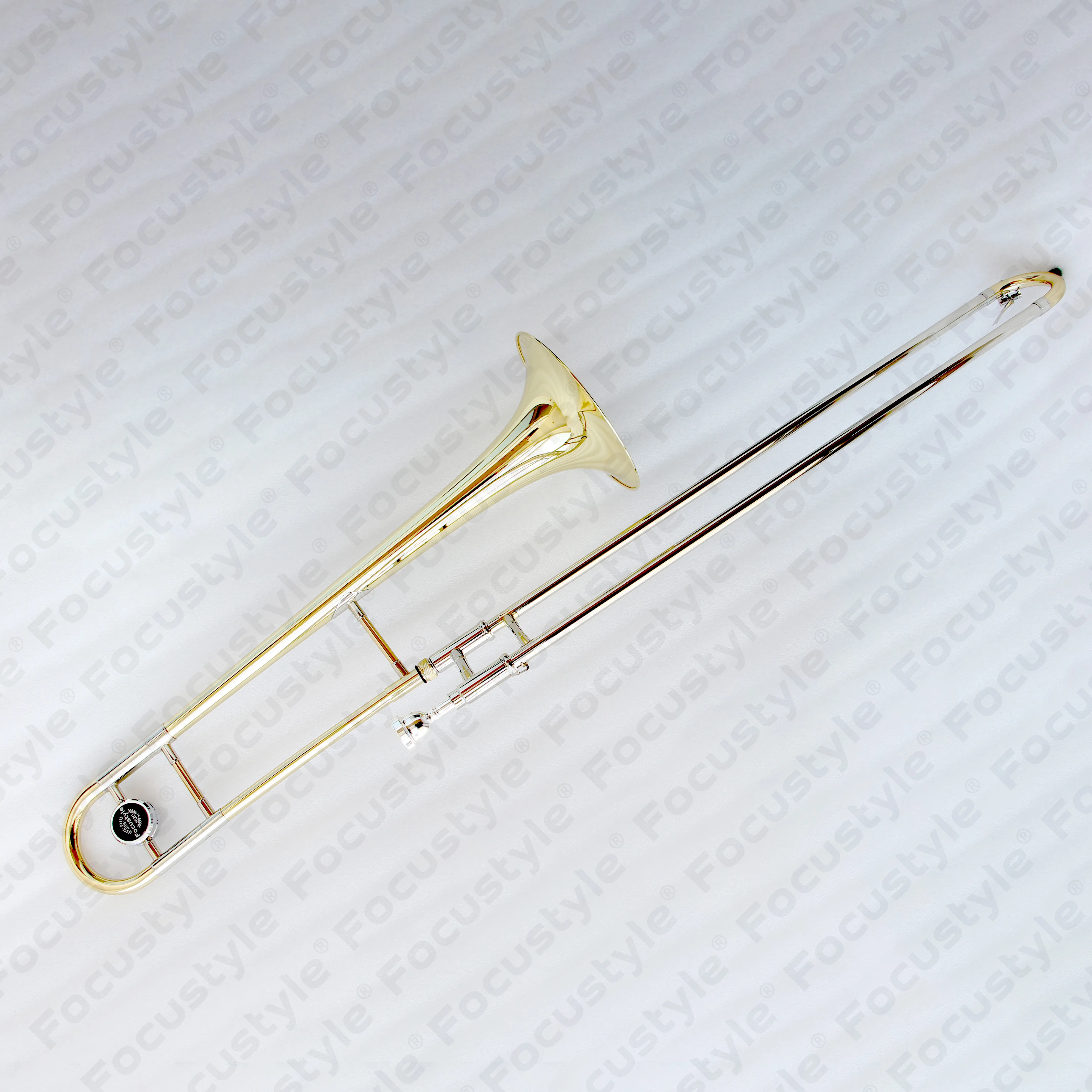 

Chinese Good Quality Trombone Instrument Factory Price Trombone Tenor Bb Gold Lacquered Trombone