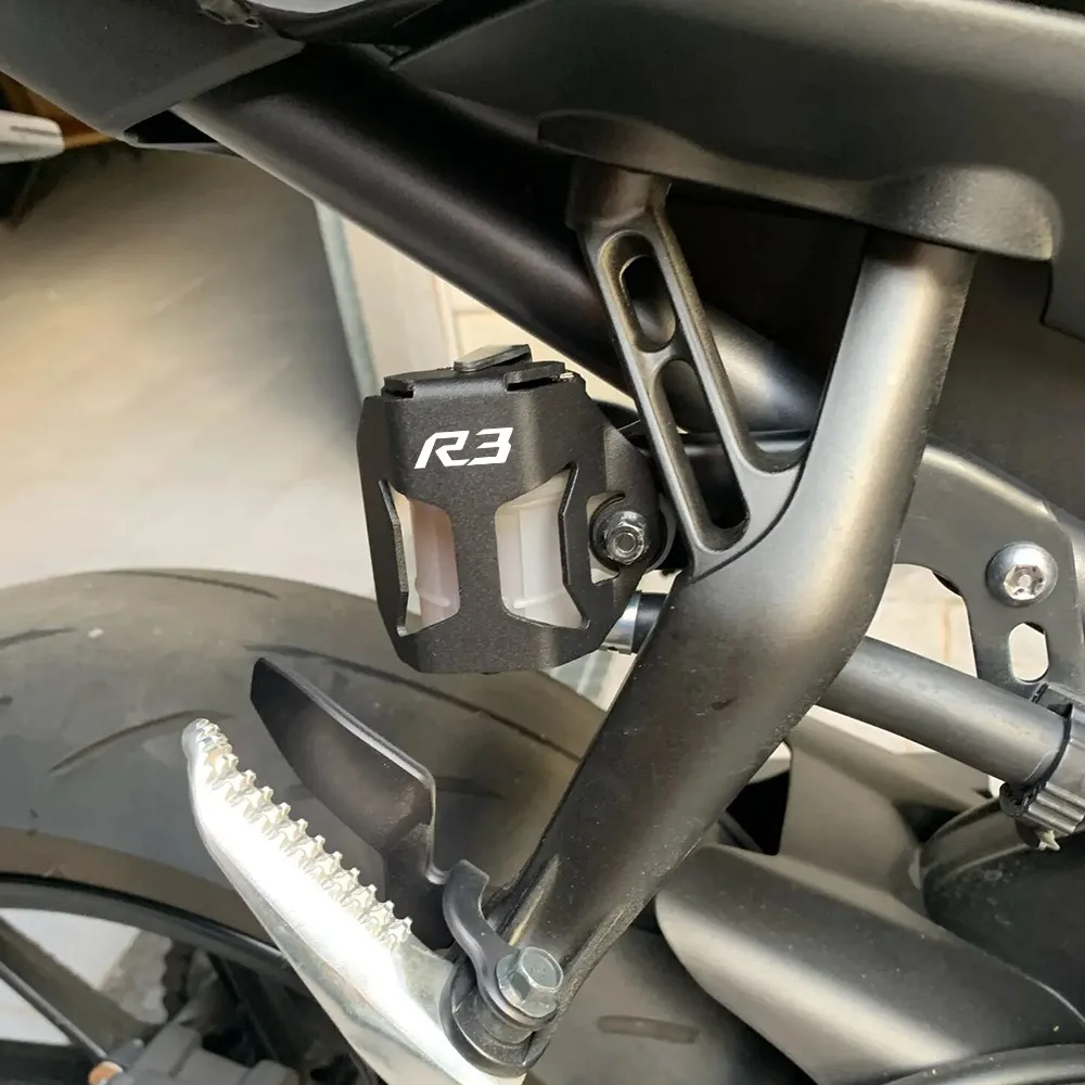 Motorcycle Rear Brake Oil Fluid Reservoir Cover Guard Protector For YAMAHA YZF R3 YZFR3 YZF-R3 V2 V3 2015~2025 2026 2021 2022