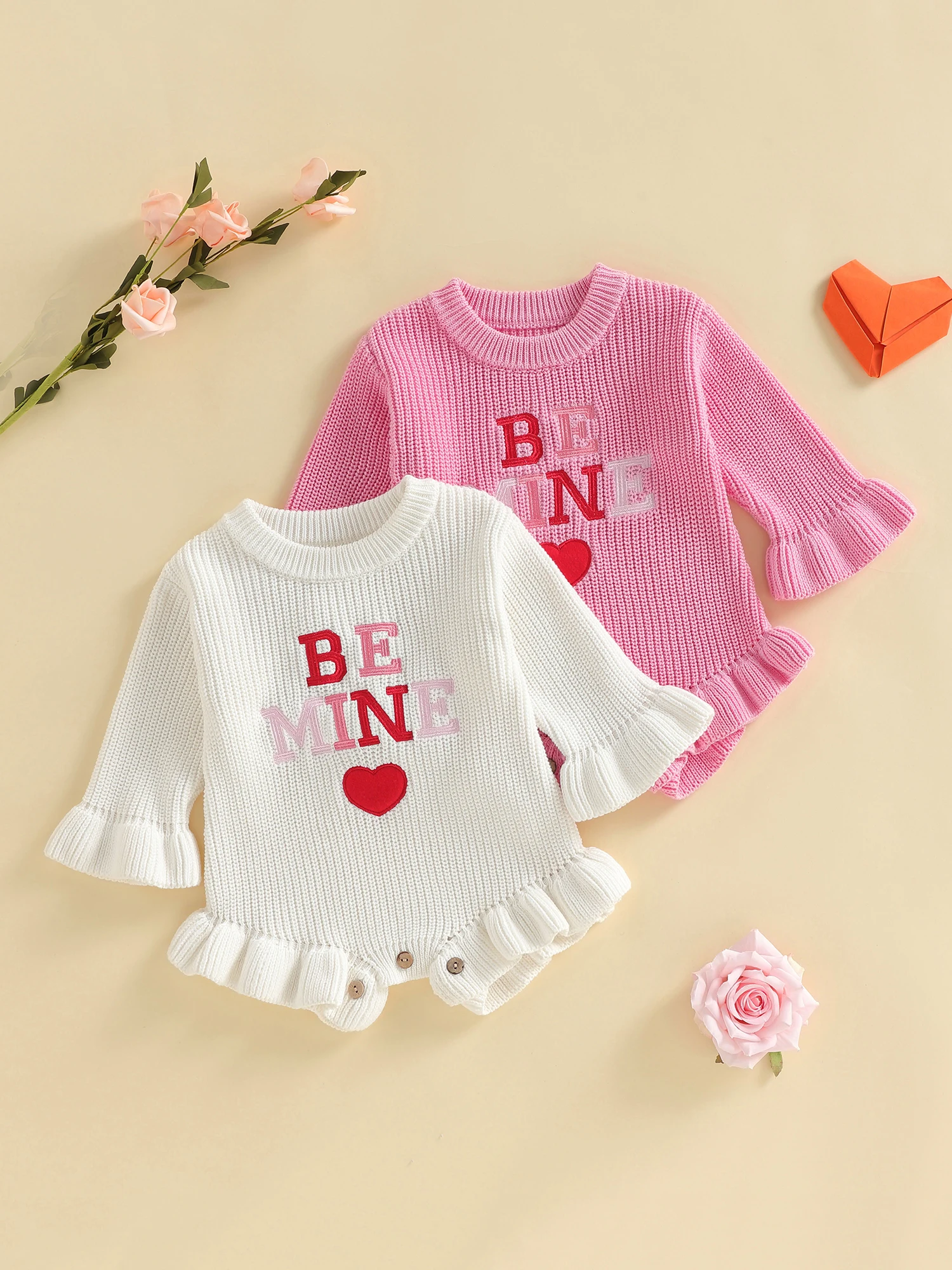 

Комбинезон-свитер для маленьких девочек на День святого Валентина с рисунком сердца, длинными рукавами, круглым вырезом и вышитыми буквами