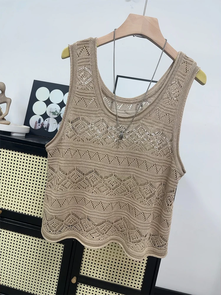 High Quality Hollowed Out Diamond Grid Knitted Vest for Women's Summer Outerwear Loose Short Layered Thin Sleeveless Camisole