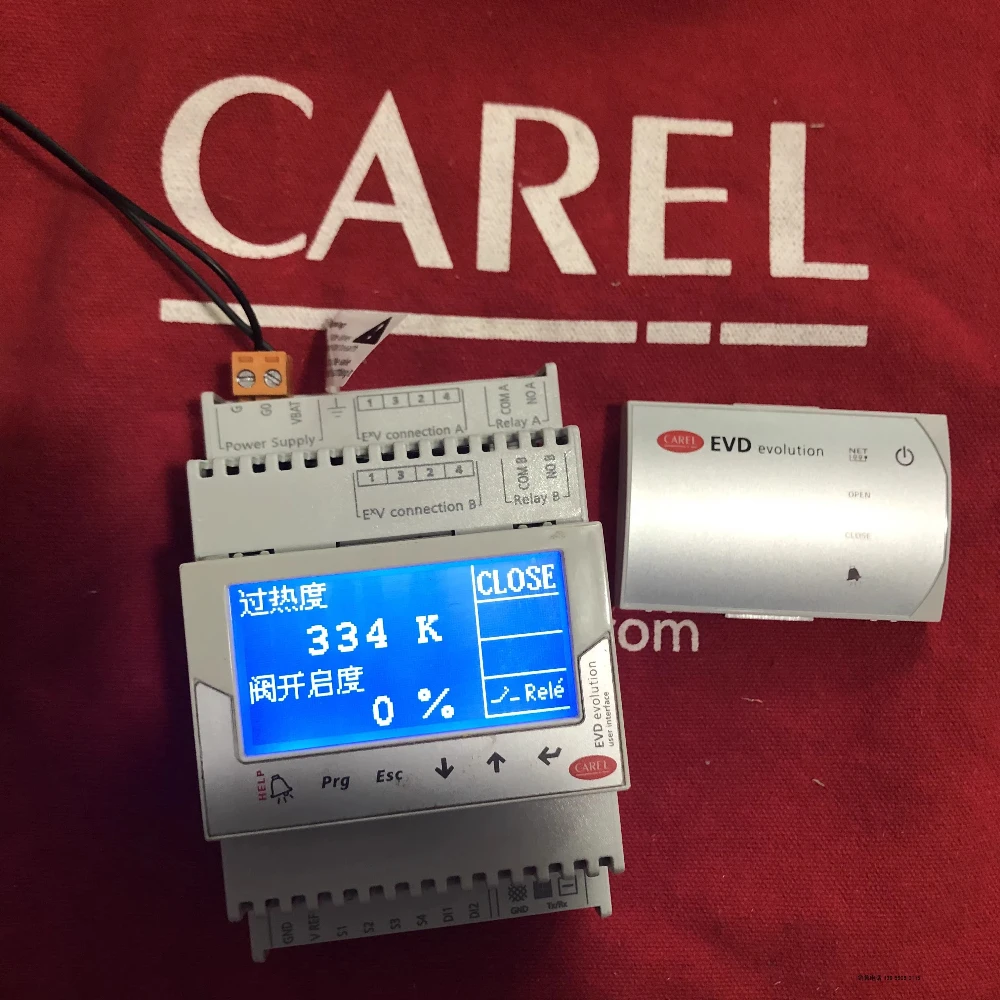Picture 6: CAREL EVDIS00CN0 Electronic Expansion Valve Driver Module Display