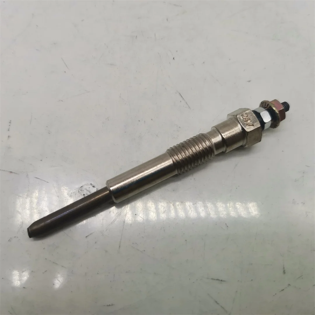 19850-58010 glow Plug 24V For 4D95 Excavator Parts