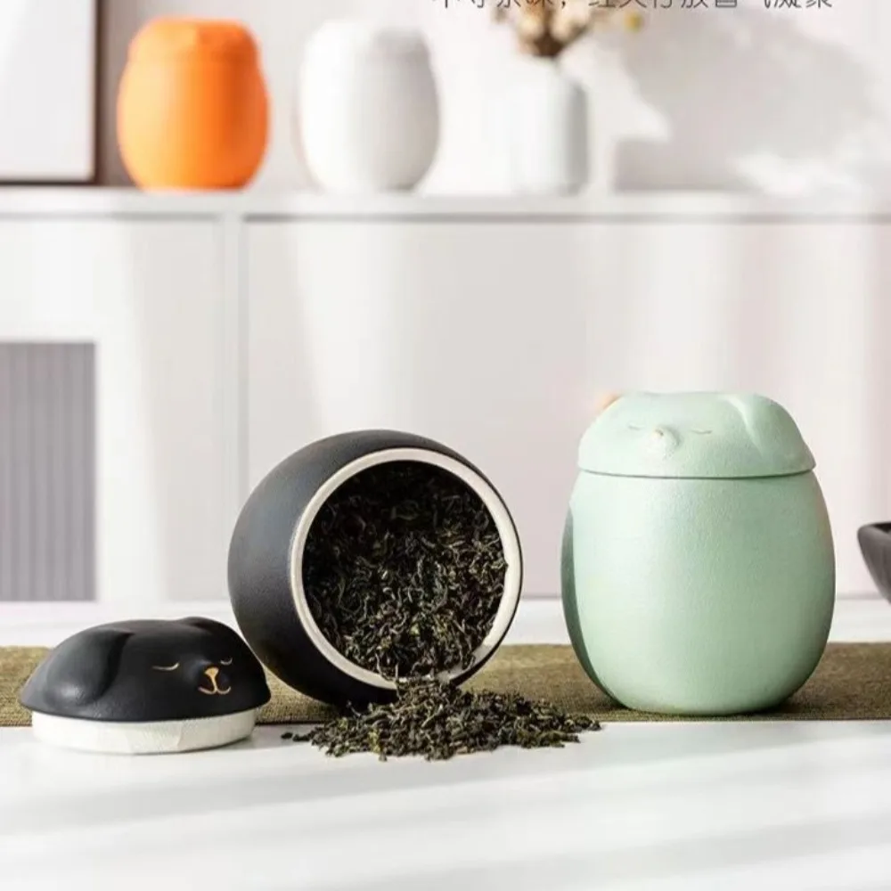 ペット用セラミック葬儀壺 かわいい犬/猫の形をした犬猫火葬壺 記念品 密封された壺 記念品ボックス