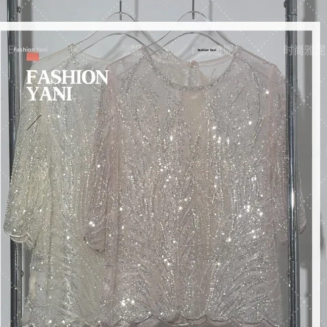 

Модный топ Yan с обильной отделкой, коротким рукавом, свободного кроя, с круглым вырезом, блестящий, стройнящий, универсальный, повседневный, из смесового полиэстера