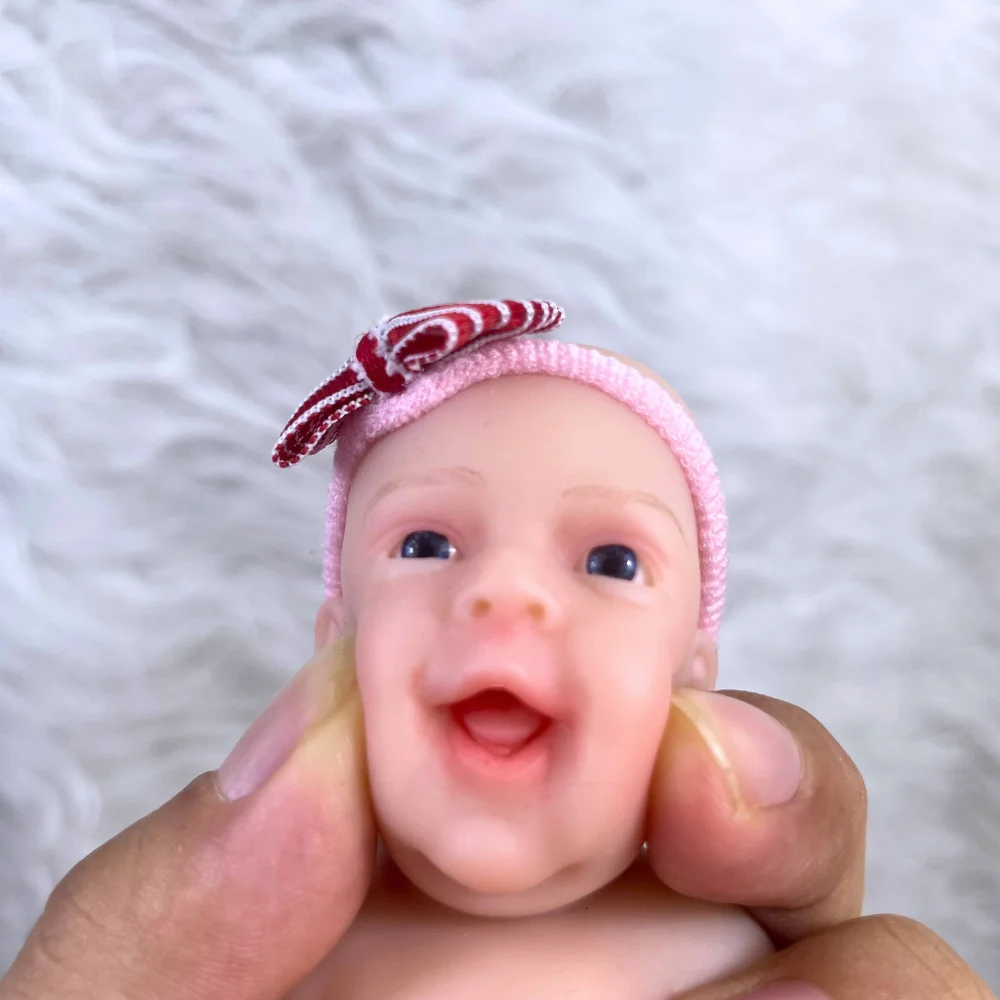Mini bambola Reborn da 6 pollici Sebastian 15CM corpo lavabile in silicone pieno ragazza morbida bambola in silicone solido compleanno regalo di Natale