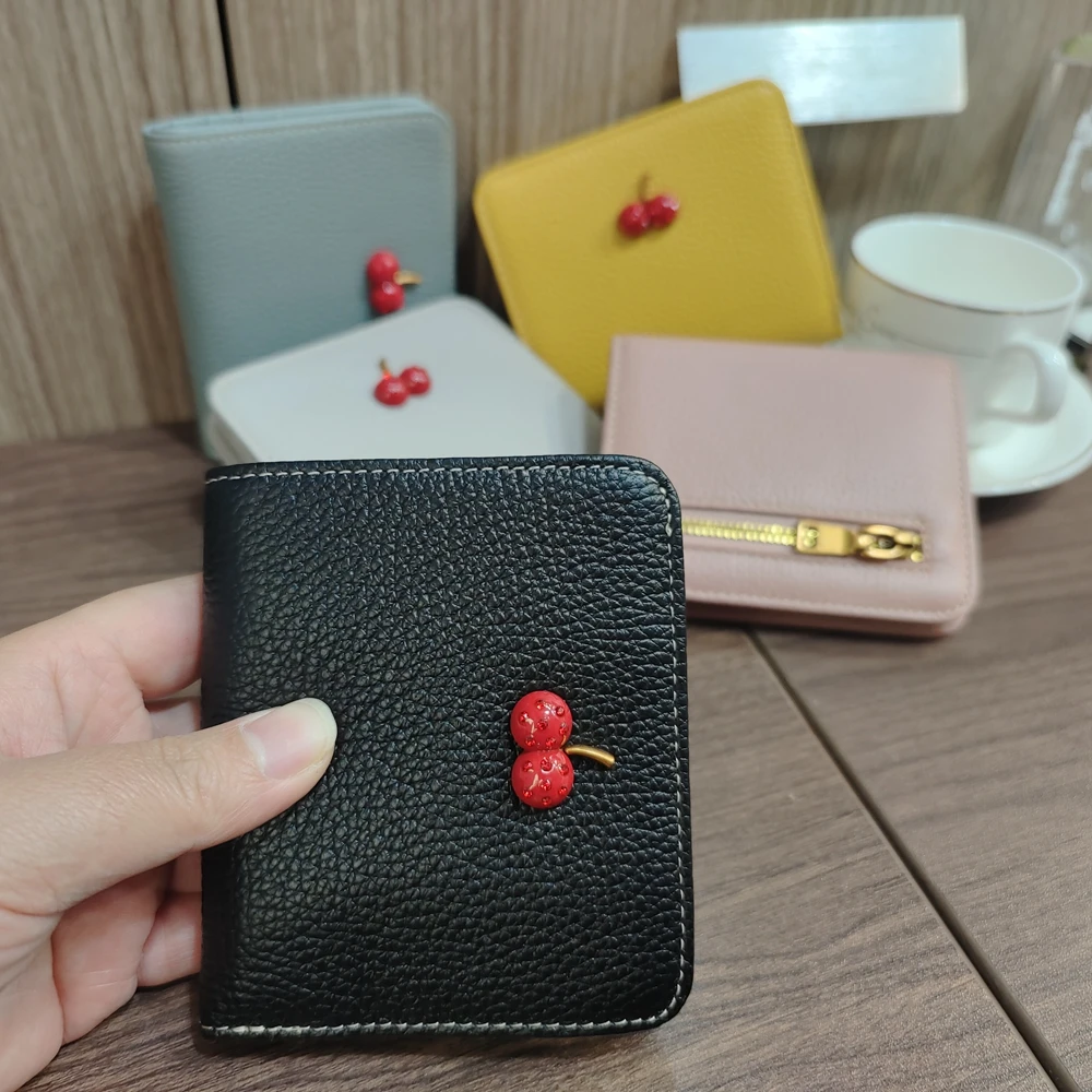 Yong Ladies Short Genuine Cow Leather Wallet Korean Girls Sweet Rivet Style Slim Card Holders Cash Bag Purse For Women Purses