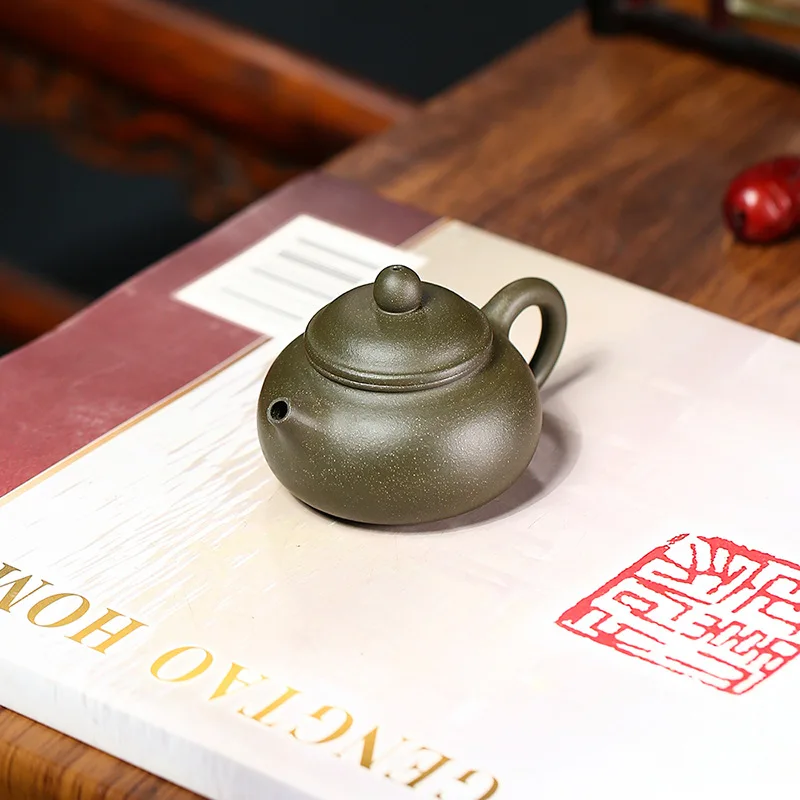 High Quality 70cc Sketch Handmade Yung Days Pot Household Teapot Yixing Ore Green Clay Purple Tea Set