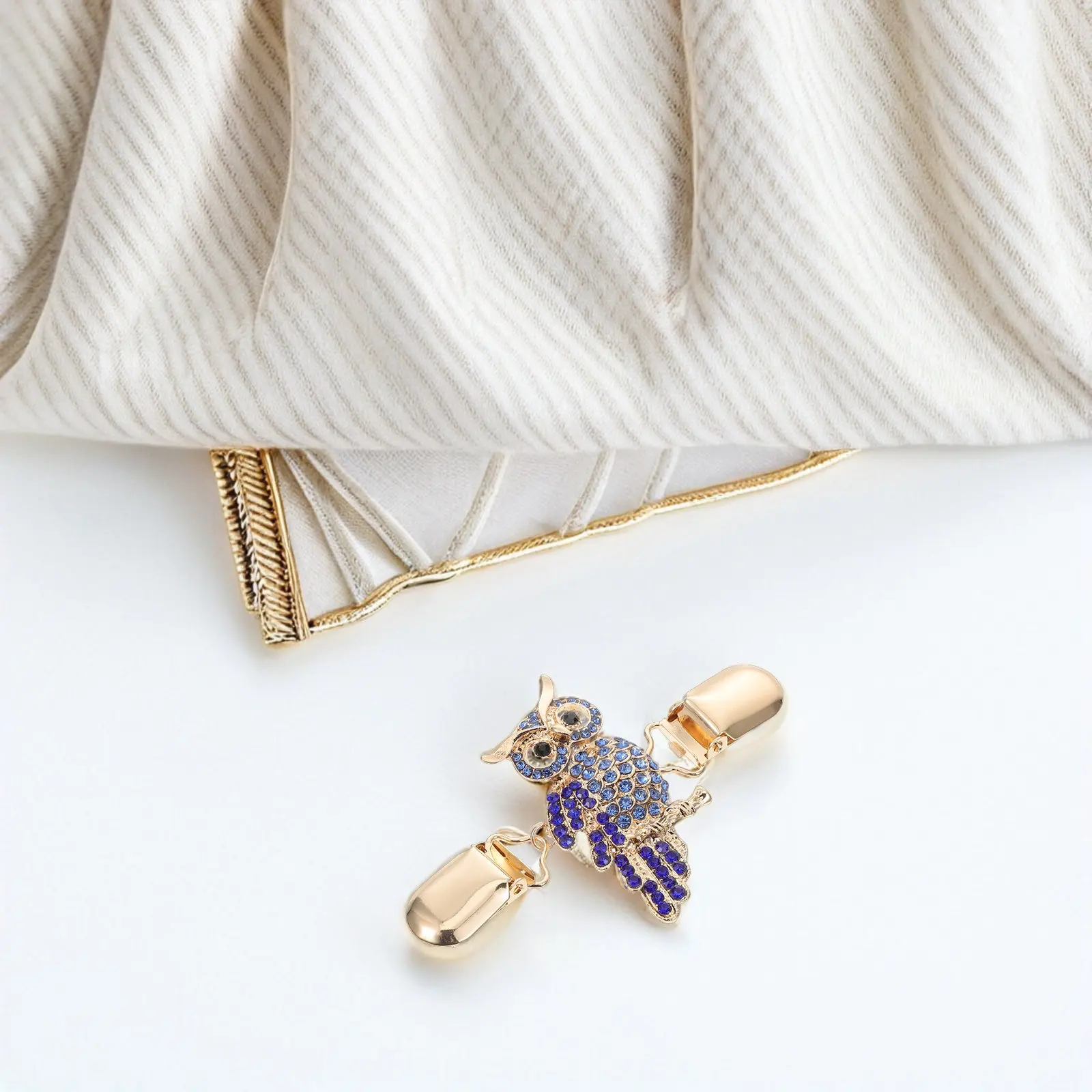 

4Pcs Blue Rhinestone Owl Sweater Brooch Clip Shirt Collar Pin Cardigan Clasp Fastener for Women Dress Shawl Scarf Retro Vintage