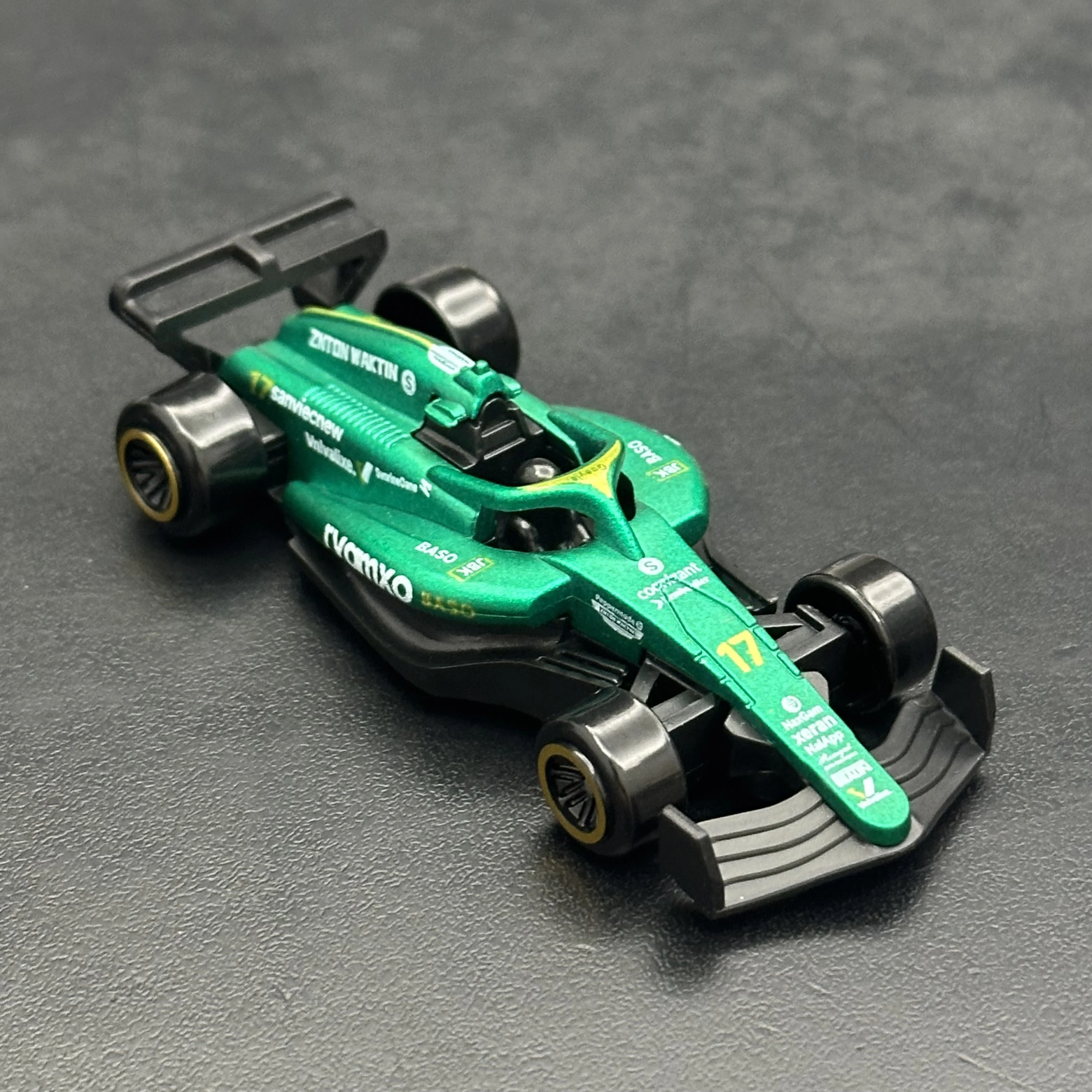 1/64 Diecast Alloy Racing Car Open Wheel Formula Style Single Seater Miniature Collectible Model Display Toy for Motorsport Fans