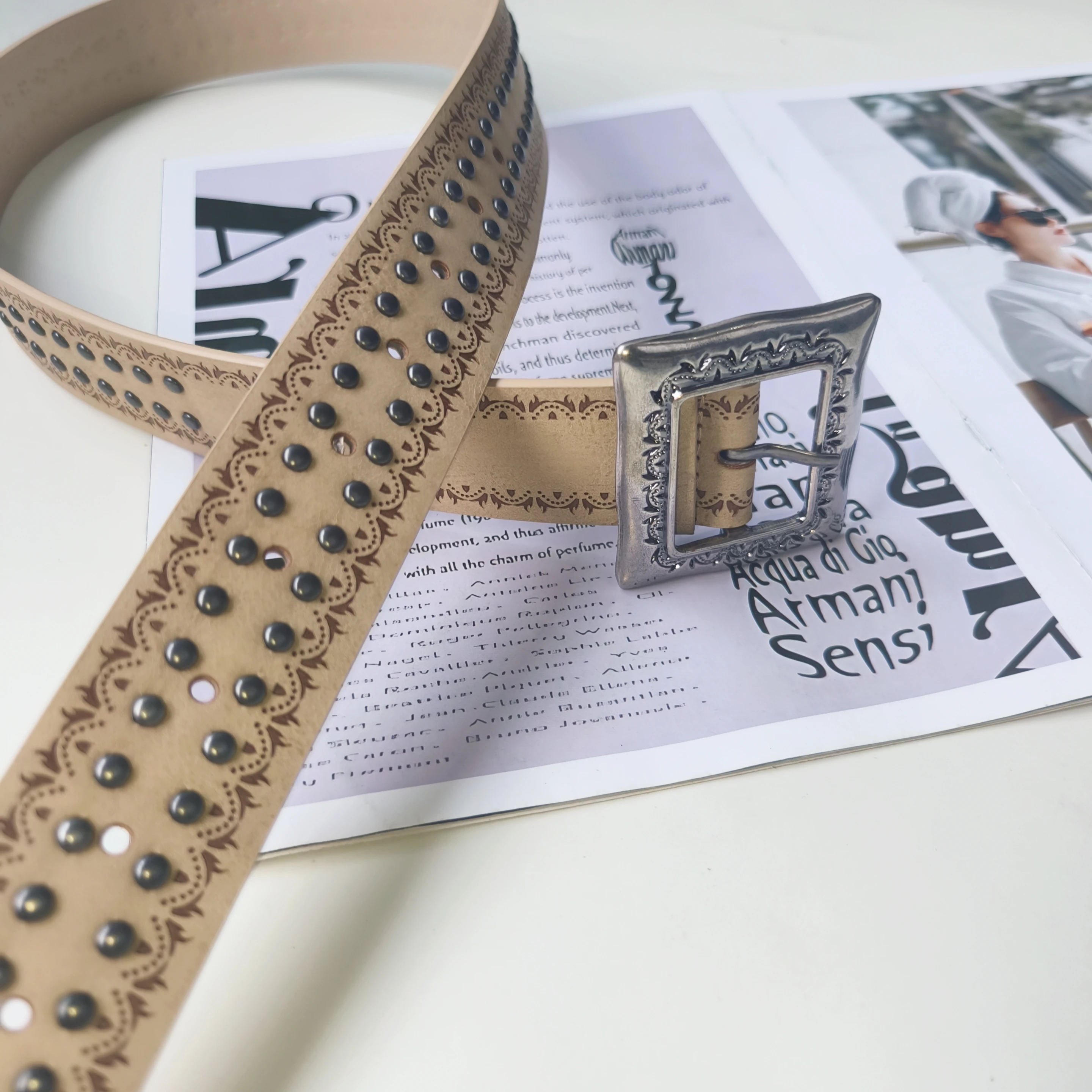 New Heavy-Duty Rivet Tie Waistband, American Vintage Wasteland Wide Belt, Cross-Border Hot Girl Accessory Wholesale
