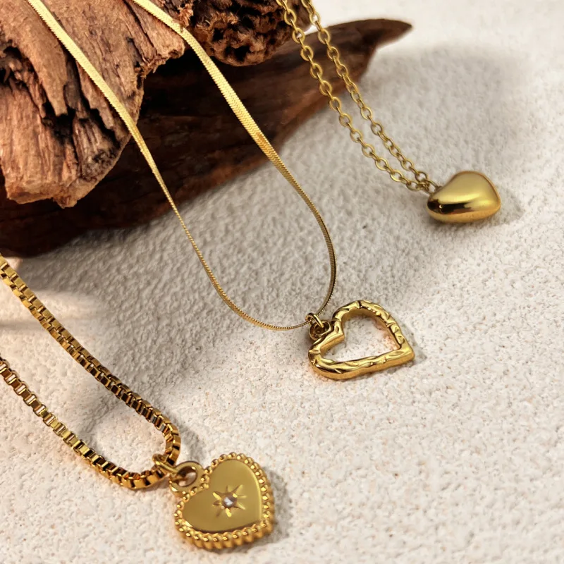 Fashion Stainless Steel Heart Shape Necklaces Collarbone Chain 18k Gold Plated Titanium Steel Rust Resistant High-end Necklace