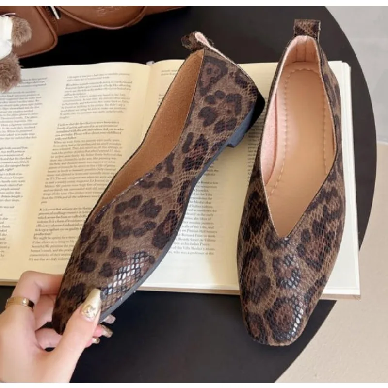

Plus Size 43 Snake Pattern Leather Woman Square Toe Shallow Ballet Flats Wowen Ballerinas Daily Slip on Loafers Mocasines Mujer