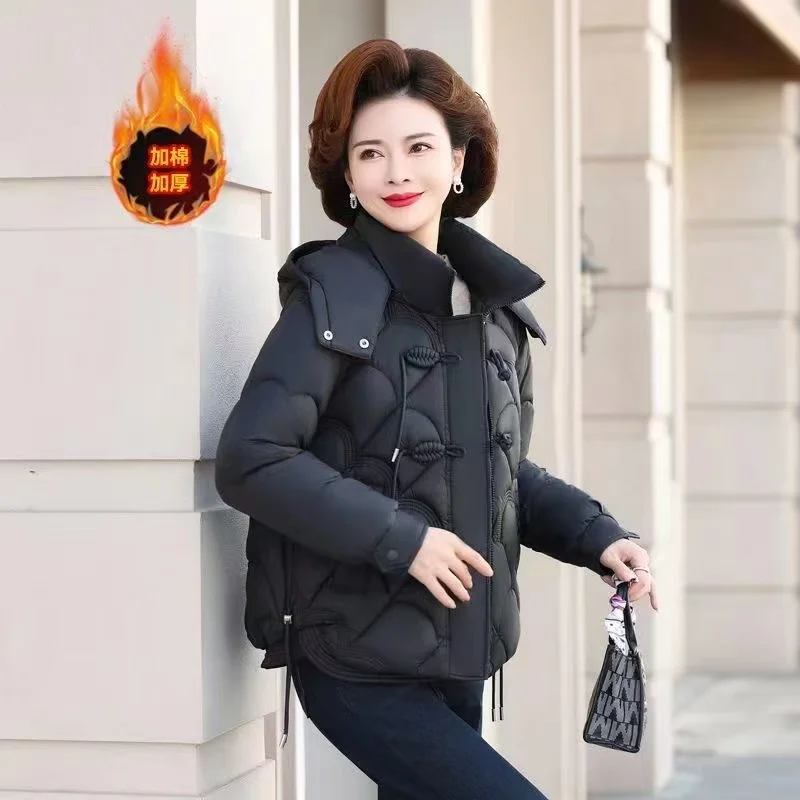 Winter Down Cotton Women Short Parkas Jackets 2025New Casual Thick Warm Coat Vintage Buckle Design Female Winter Outwear Parkas