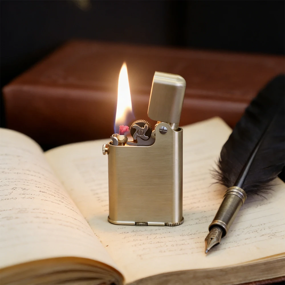 

1 PC High-Quality Brass Mechanical Lighter with Pop-Up Lid Igniter Vintage Classic Creative DIY Based