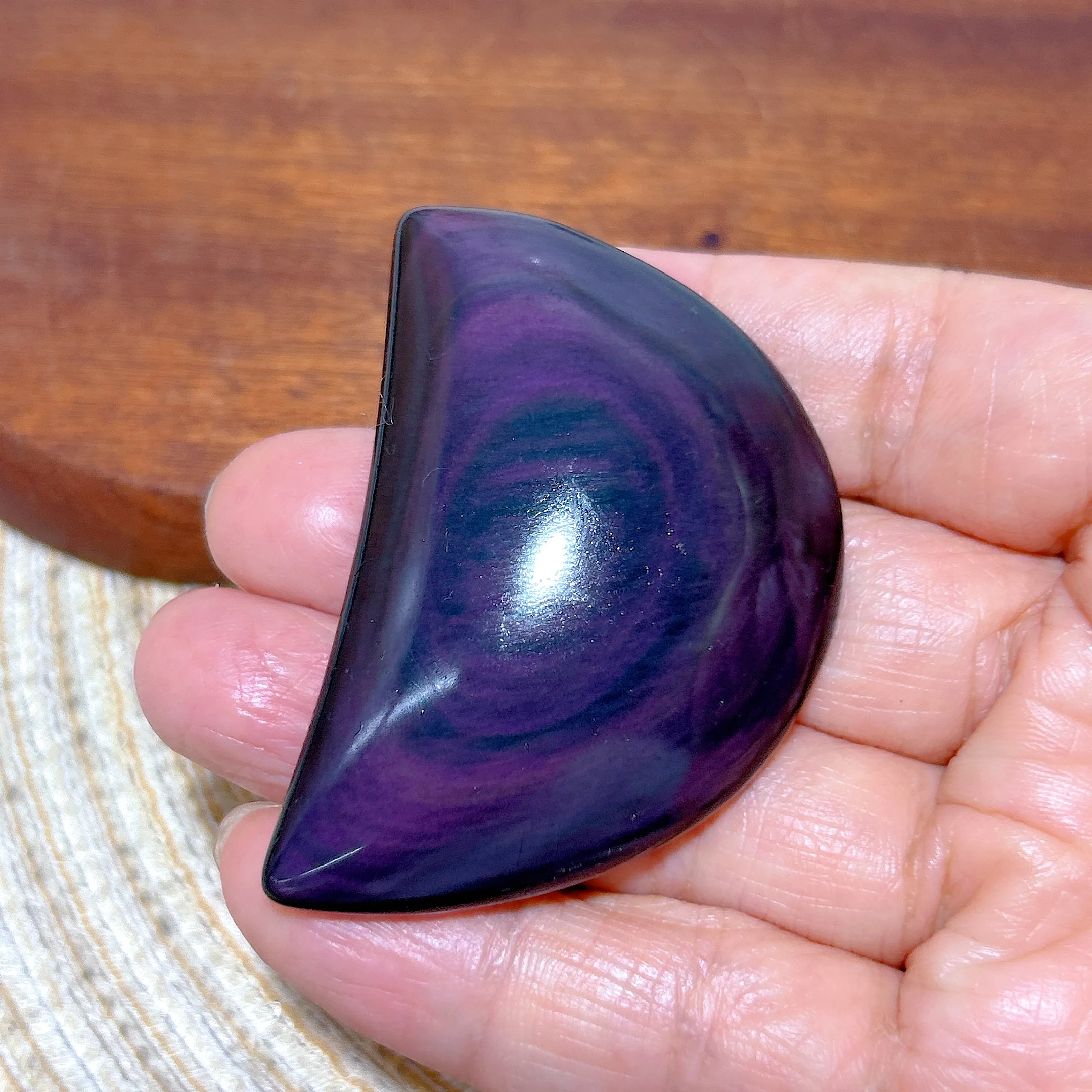 

Natural Crystal Rainbow Obsidian Moon Colorful Flashy Healing High Quality Gemstones Mineral Home Decorations Room Decor Gift