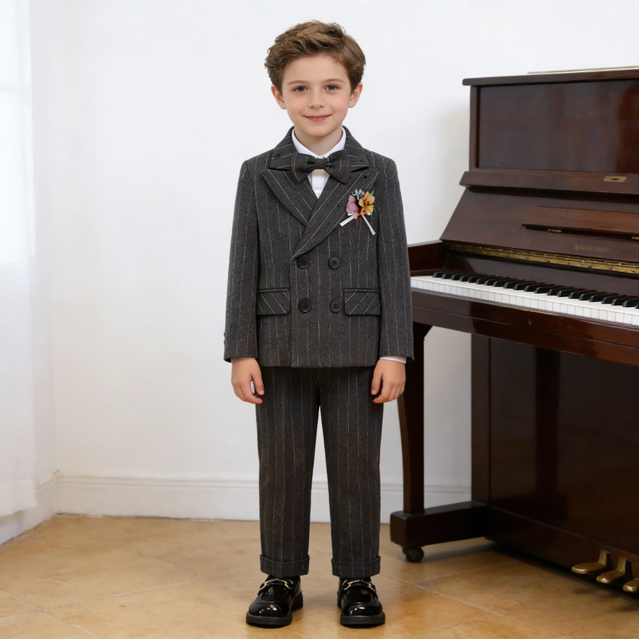Boys Suit Grey Elegant Double Breasted Gentleman Piano Performance Costume for Children Clothing 2-12 Y Infant Birthday Tuxedo