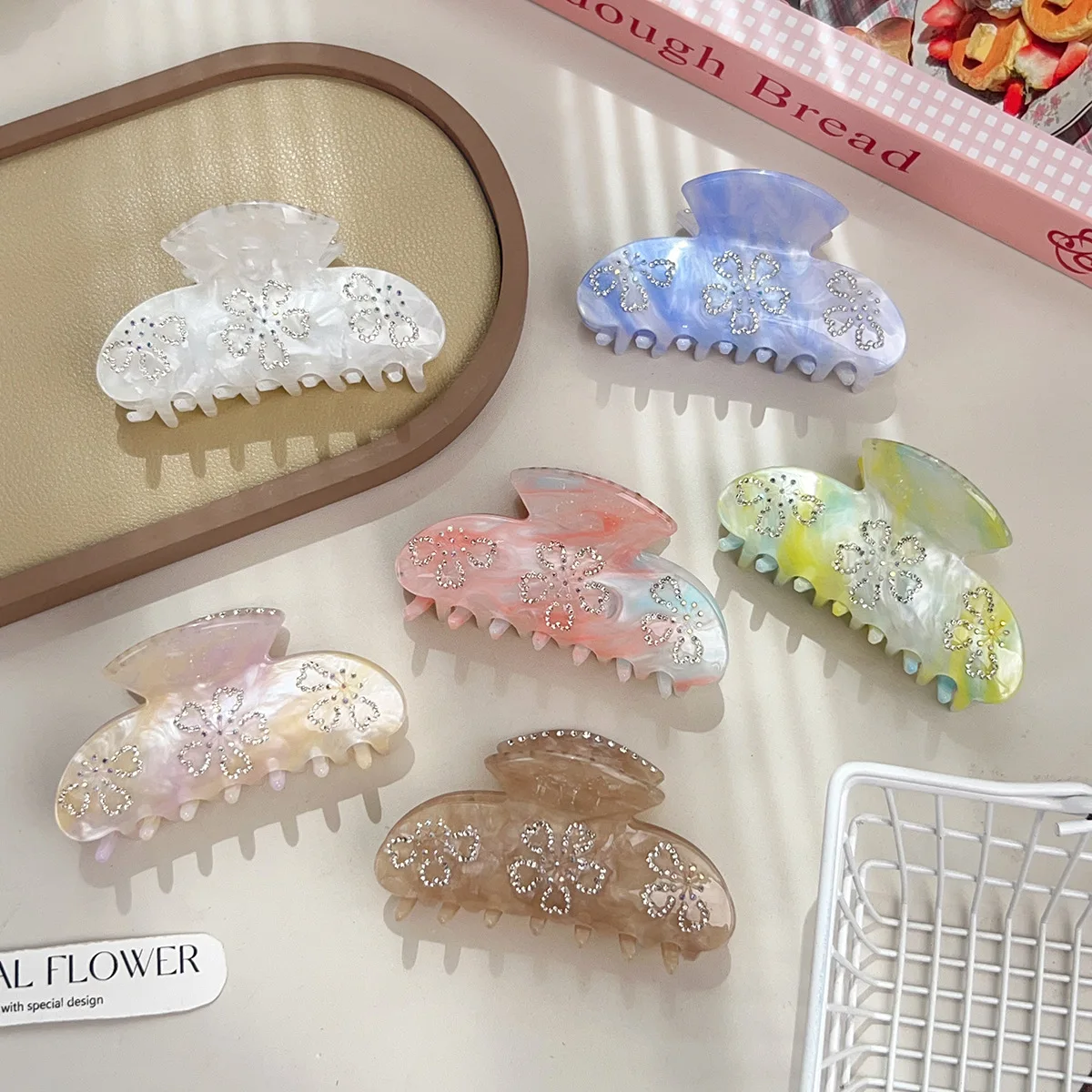 

Luxury Hair Claw French Floral Crystal Rhinestone Heavy Craftsmanship Elegant Updo Clip