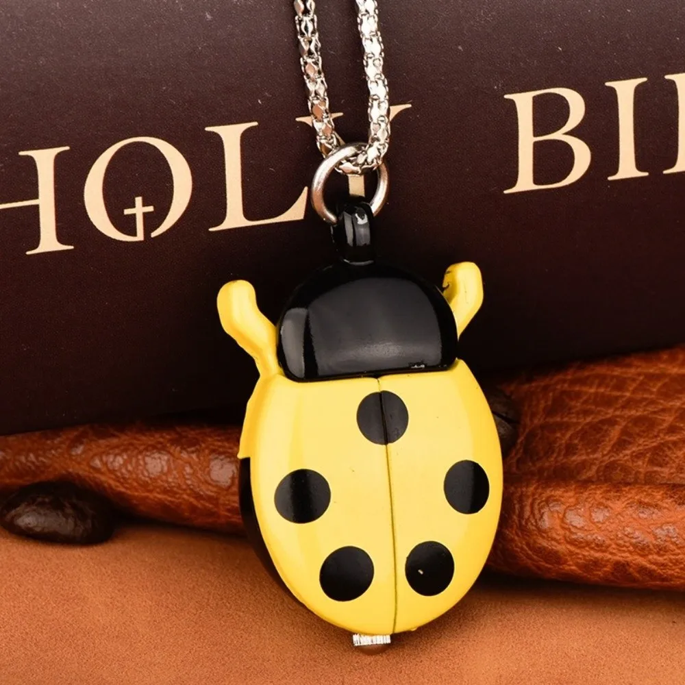Cute Multi-color Ladybug Pocket Watch Quartz Lightweight Beetle Pocket Watch with Chain Pocket Watch