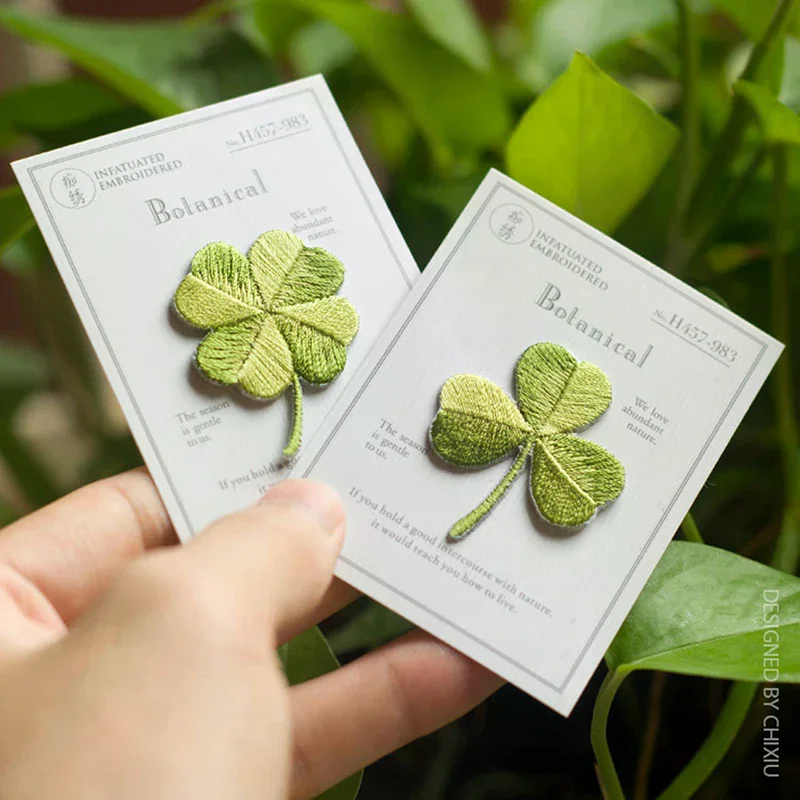 1pc Clover Patches 4-Leaf Clover Patches Cloth Ironing Stickers Embroidery Patch Small Applique Diy Repair Hole Parches Ropa