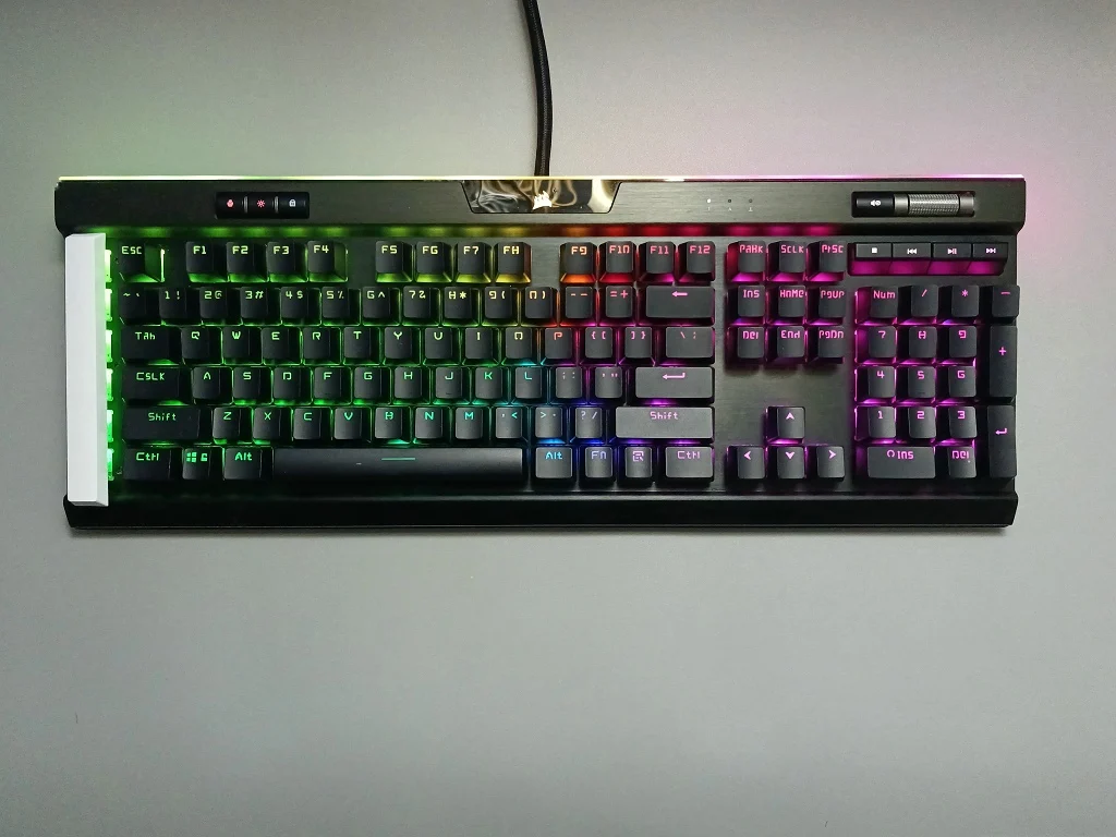 Corsair PBT ปุ่มกดโปร่งใสสําหรับ K70 K65 K68 K63 K95 K100