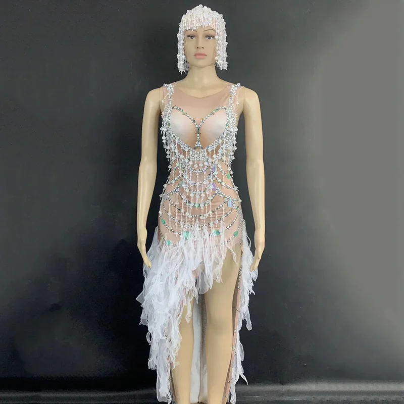 

Сексуальное обнаженное платье с кисточками и кристаллами, платья со стразами и длинным хвостом, женская одежда для вечеринок знаменитостей на день рождения, сценические наряды для певиц DT2942