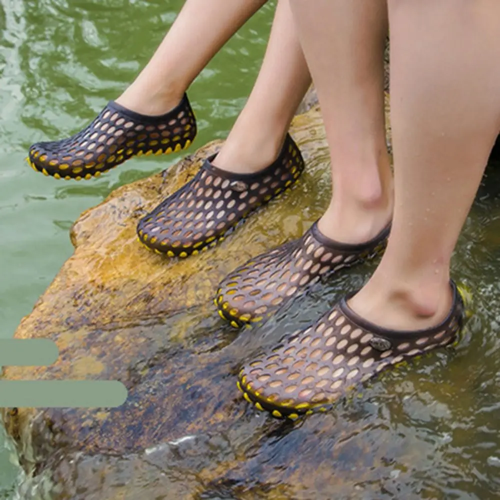 Chaussures d'eau légères coordonnantes pour hommes, sandales de plage respirantes, pantoufles de loisirs de voyage plates, évider, extérieur, mode