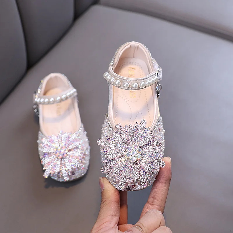 Summer Girls Sparkly Soft-Soled Princess Shoes Children Dance Performance Shoes Kids Mary Jane Buckle Shoes School Casual Shoes