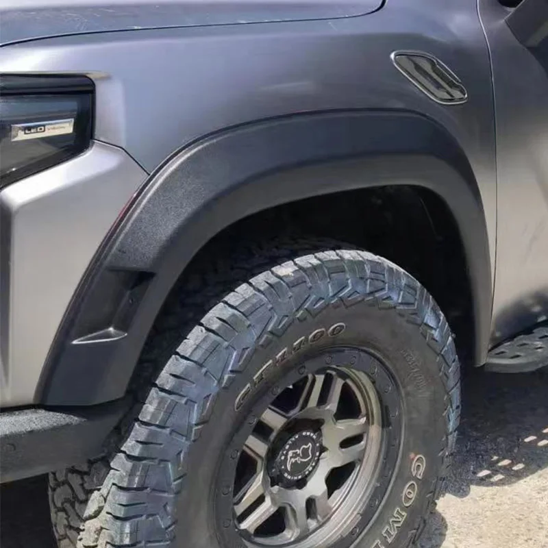 

Расширители колесных арок (фендеры) для внедорожников 4x4 Foton Mars 7/9, накладки на крылья, аксессуары 4x4, модель Foton Tunland