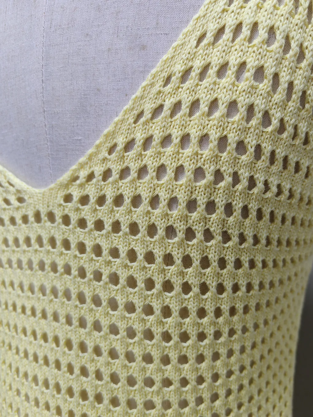 Z-EROS tricot à volants Mini robe col en v évider plage robe d'été femmes sans manches licou robe solide mince vêtements décontractés