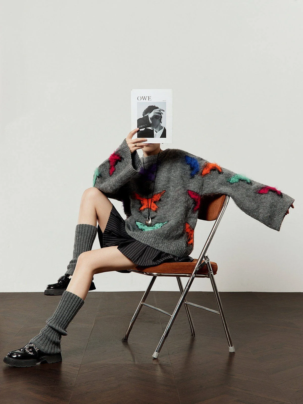 

Вязаный свитер женский свободного кроя с круглым вырезом, с вышивкой, весенняя новинка, повседневный, удобный трикотаж