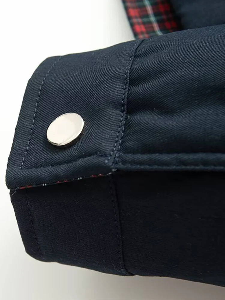 النمط الأوروبي والأمريكي الخريف والشتاء أزياء المرأة الجديدة الرجعية نمط الربط التباين اللون منقوشة سترة طية صدر السترة